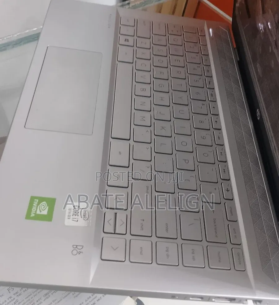 New Laptop HP Pavilion 14 16GB Intel Core i7 SSD 512GB