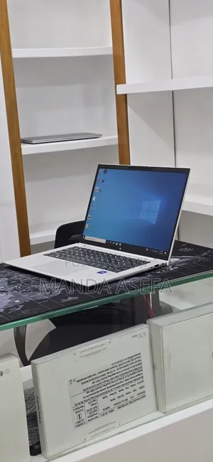 New Laptop HP EliteBook 840 G9 16GB Intel Core i7 SSD 512GB