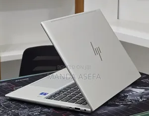 New Laptop HP EliteBook 840 G9 16GB Intel Core i7 SSD 512GB