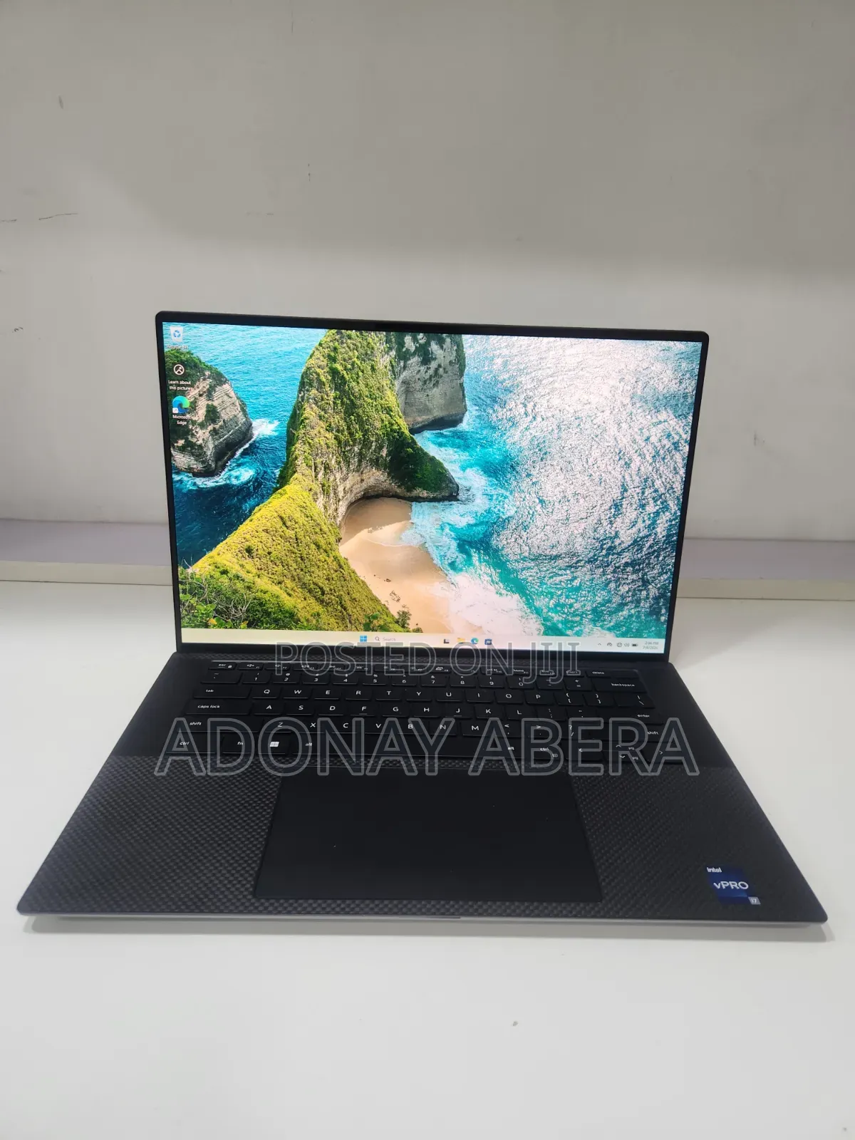 New Laptop Dell XPS 15 16GB Intel Core i7 SSD 1T