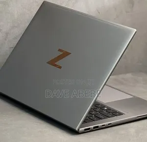 New Laptop HP ZBook Firefly G9 16GB Intel Core i7 SSD 512GB