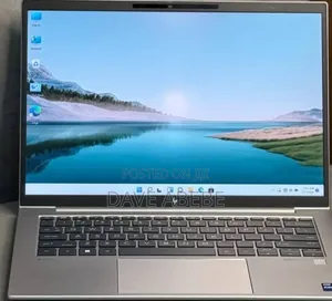 New Laptop HP ZBook Firefly G9 16GB Intel Core i7 SSD 512GB
