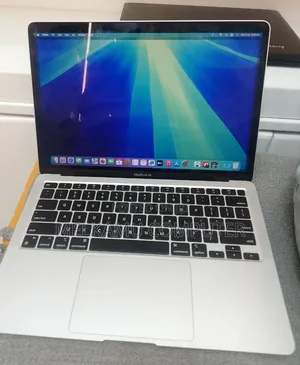 New Laptop Apple MacBook Air 2020 M1 8GB Apple M1 SSD 256GB