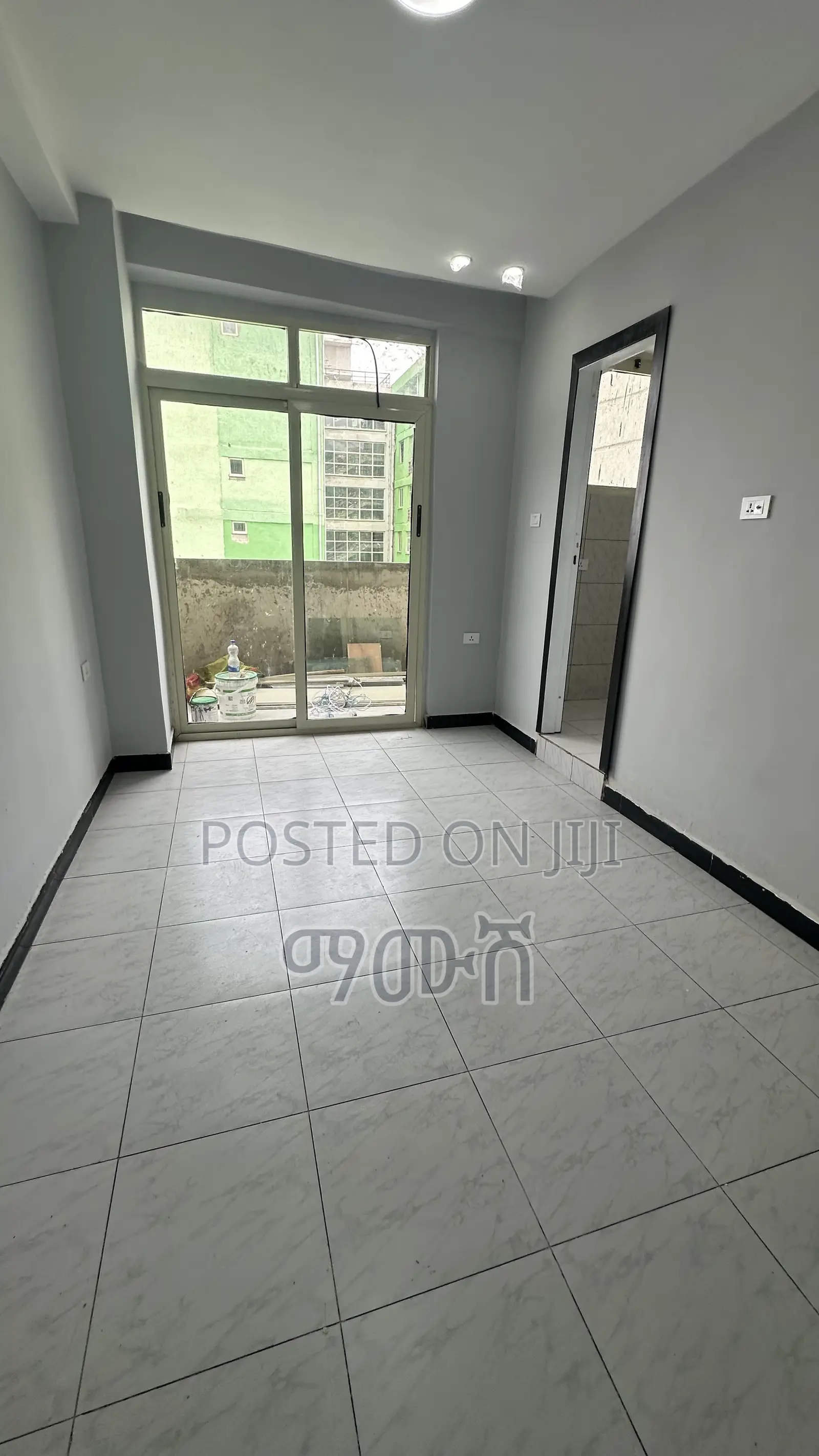 Furnished 2bdrm Condo in አያት, Bole for sale