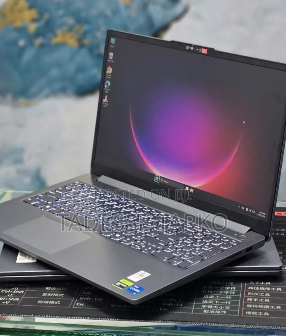 New Laptop Lenovo LOQ 15ARP9 12GB Intel Core i5 SSD 512GB