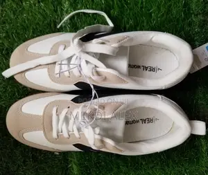 Real Woman Casual Sneakers Samba