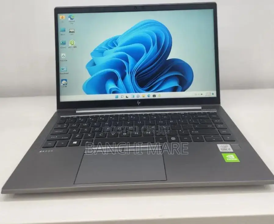 New Laptop HP ZBook Firefly 14 G7 16GB Intel Core i7 SSD 512GB
