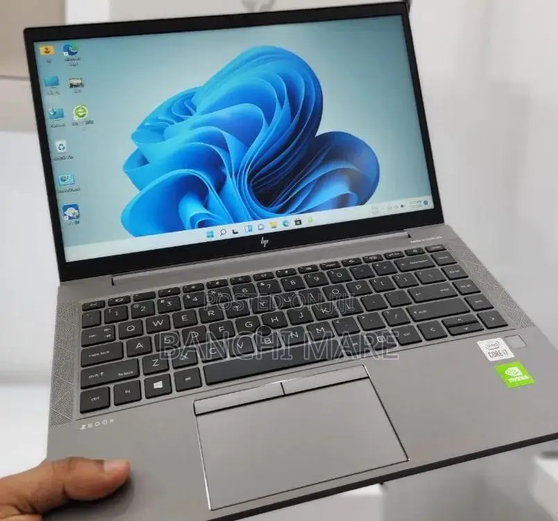 New Laptop HP ZBook Firefly 14 G7 16GB Intel Core i7 SSD 512GB
