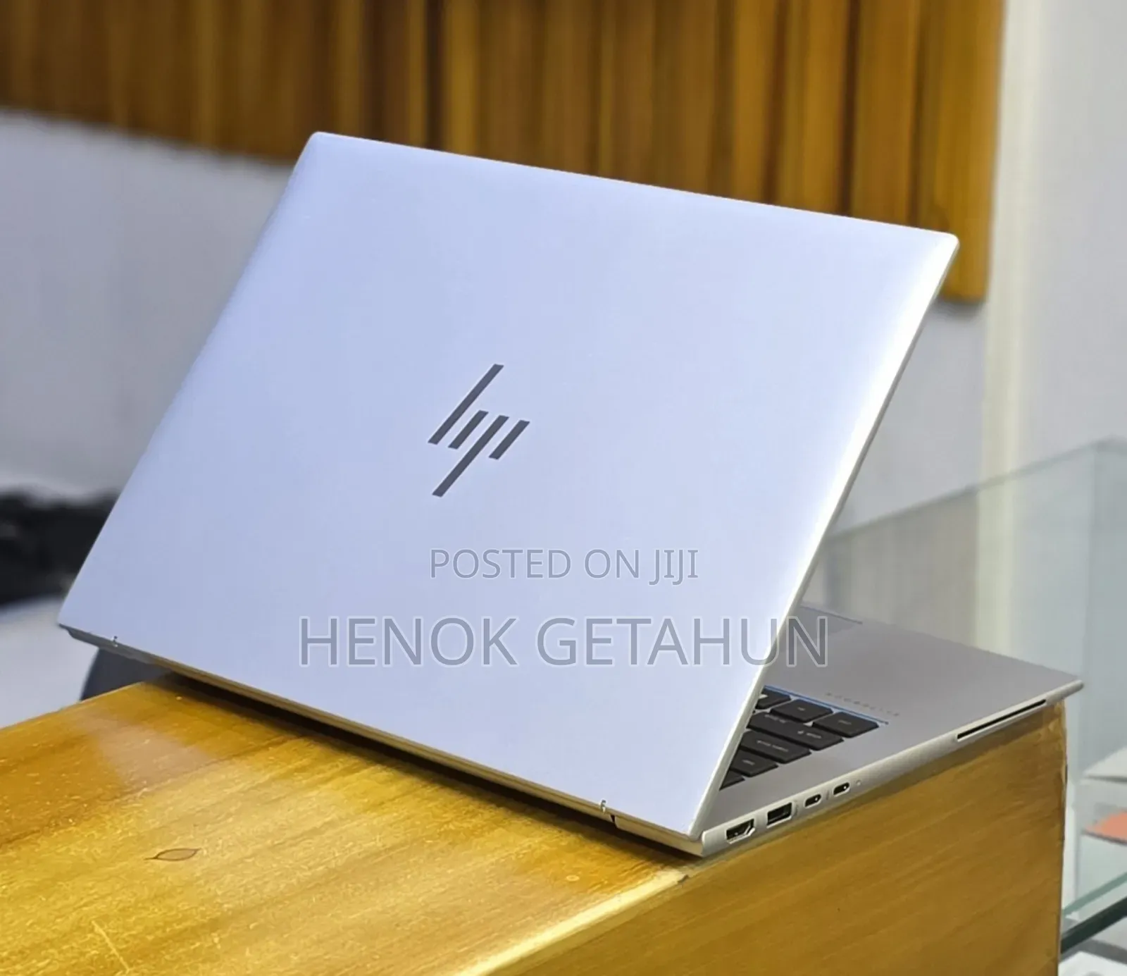 New Laptop HP EliteBook 840 G10 16GB Intel Core i7 SSD 512GB