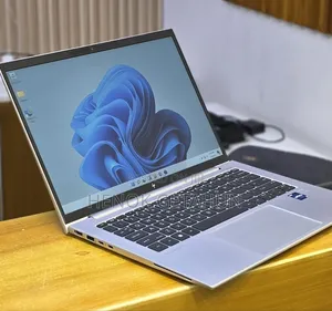 New Laptop HP EliteBook 840 G10 16GB Intel Core i7 SSD 512GB