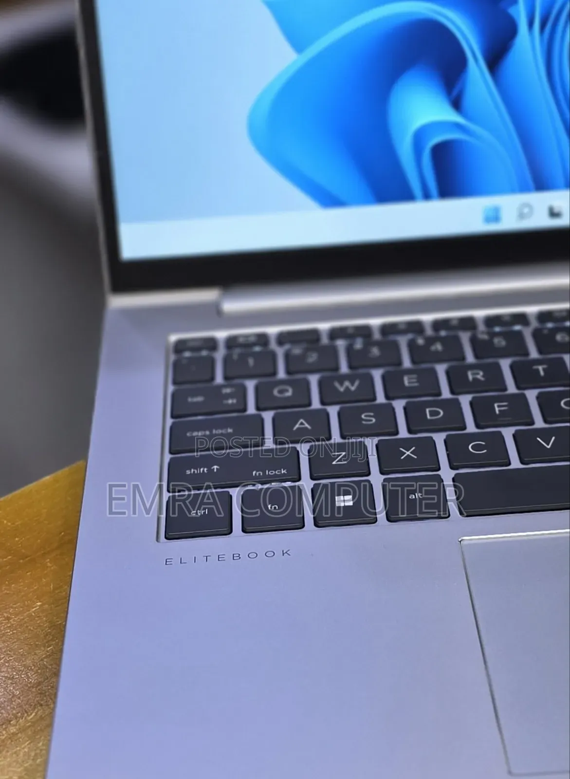 New Laptop HP EliteBook 840 10 16GB Intel Core i7 SSD 512GB