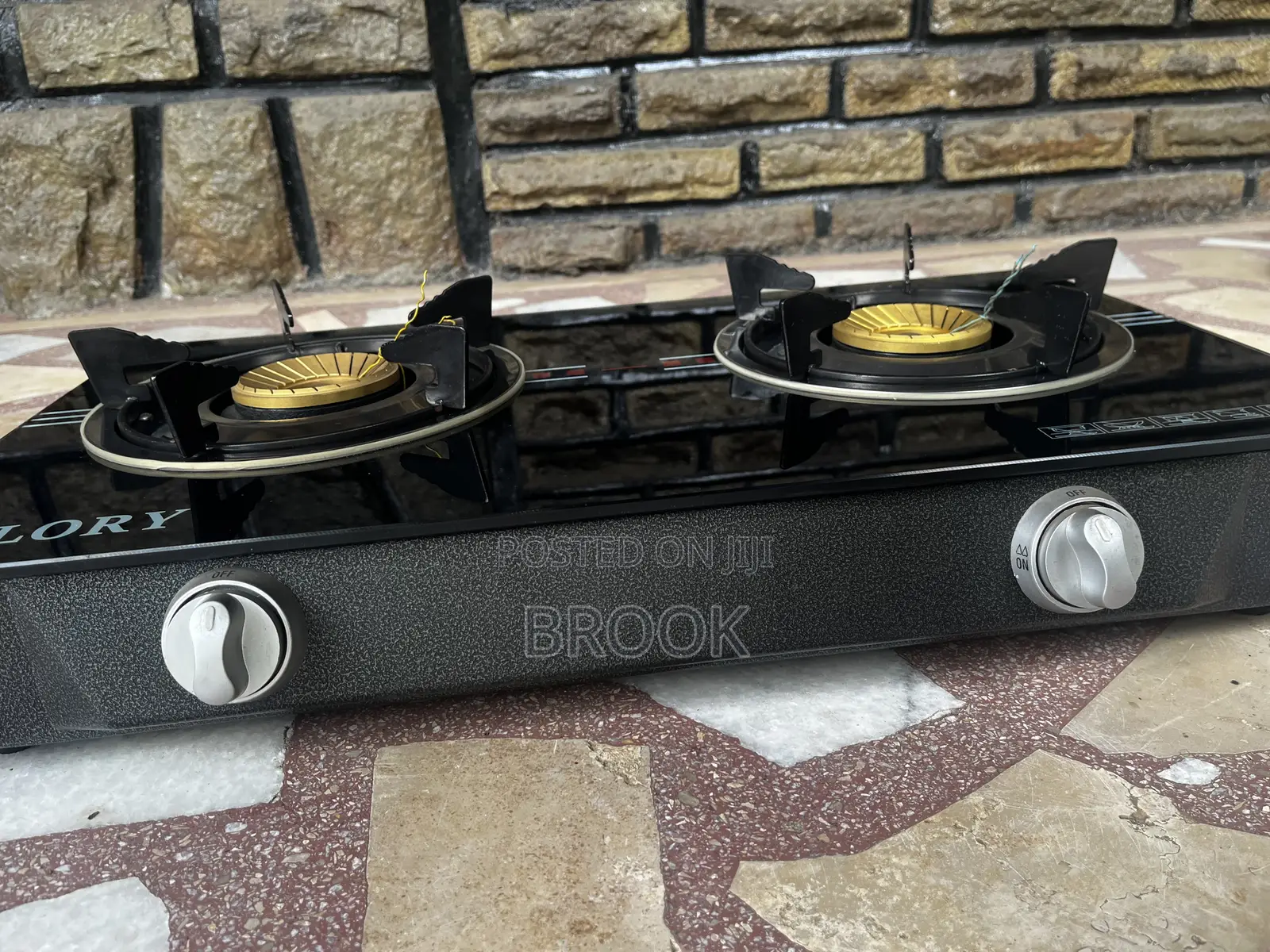 Glory 2-Burner Glass Top Gas Stove – Clean Excellent Condition