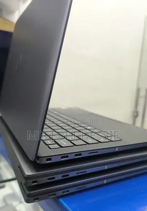 New Laptop Dell 32GB Intel Core Ultra 9 SSD 1T