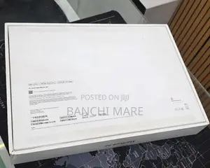 New Laptop Apple MacBook Air 2025 M4 16GB Apple M4 SSD 256GB