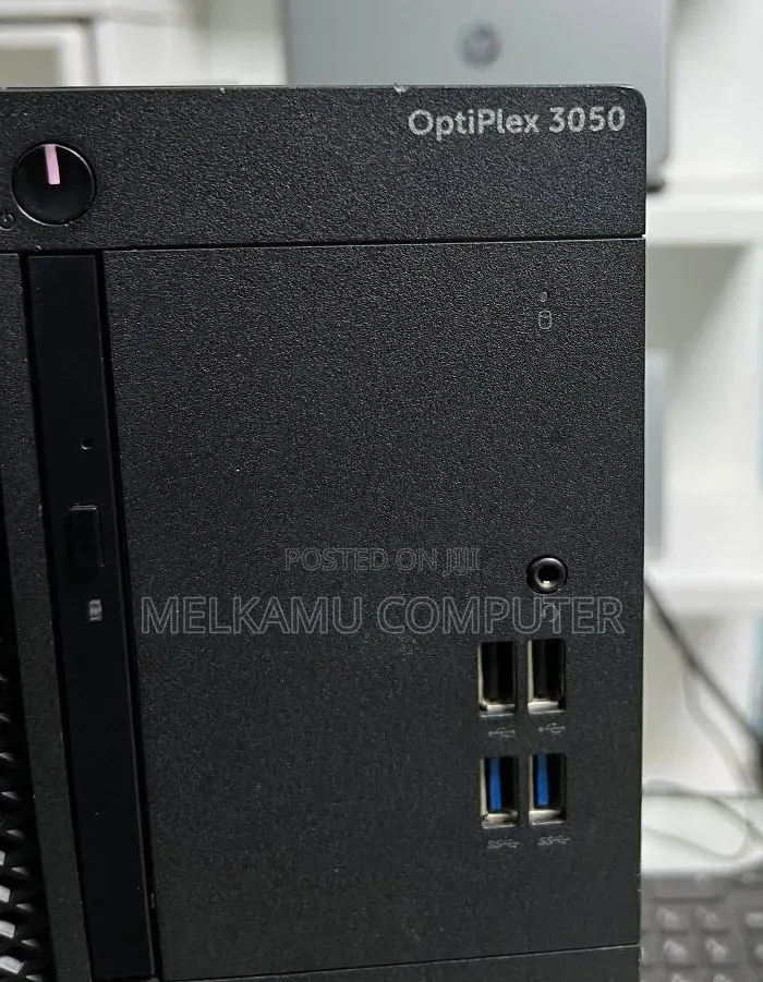 New Desktop Computer Dell OptiPlex 3050 8GB Intel Core i5 SSD 512GB