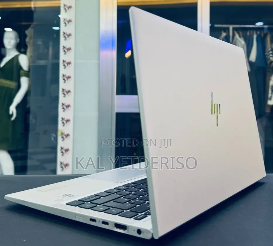 New Laptop HP EliteBook 840 G7 8GB Intel Core i5 SSD 512GB