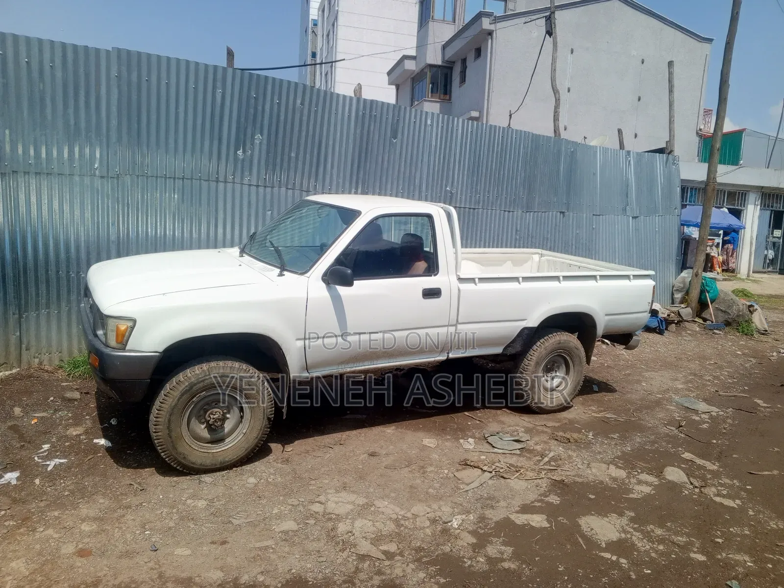 Toyota Hilux 1994 White