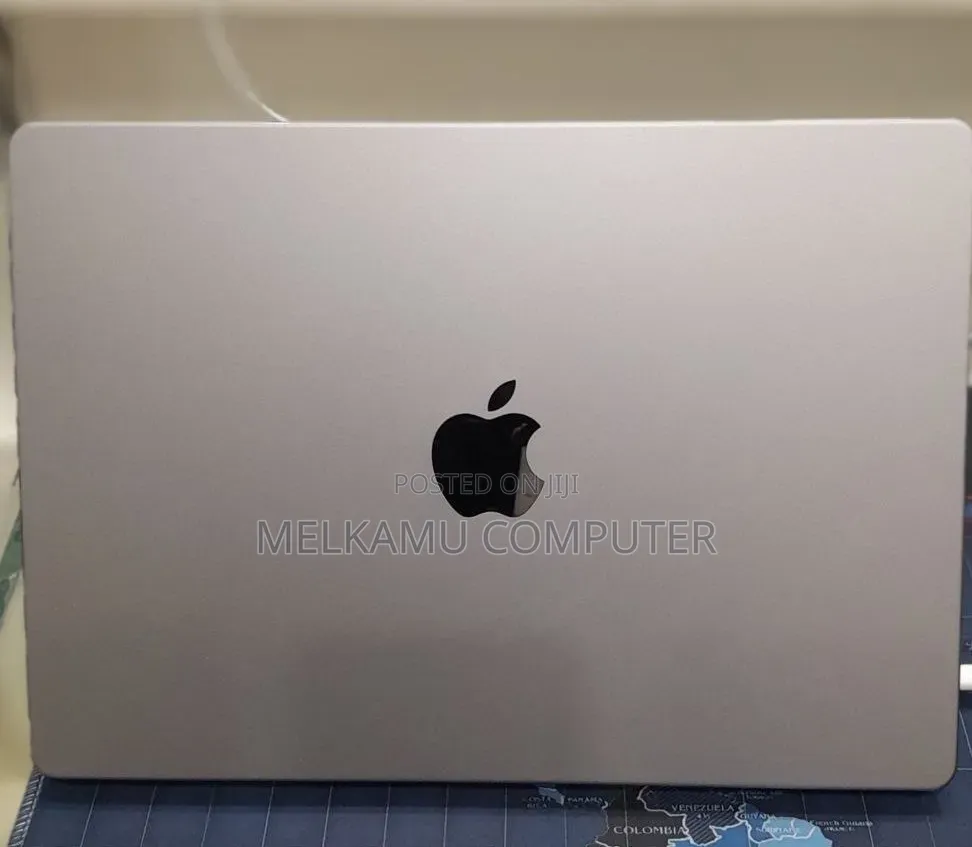 New Laptop Apple MacBook Pro 2021 M1 16GB Apple M1 SSD 512GB