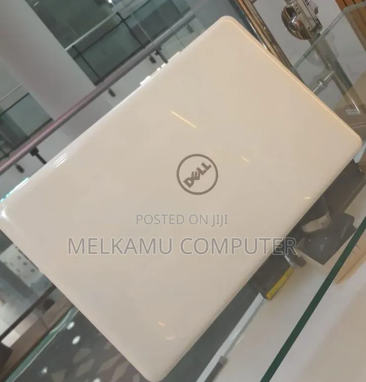 New Laptop Dell Inspiron 15 5567 24GB Intel Core i7 SSD 1T
