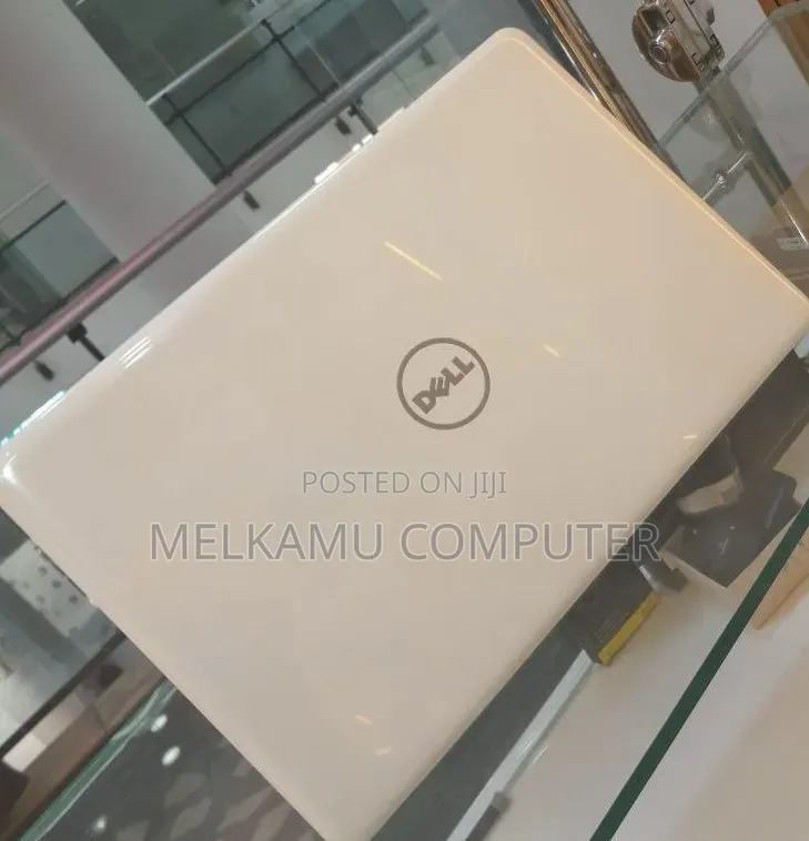 New Laptop Dell Inspiron 15 5567 24GB Intel Core i7 SSD 1T