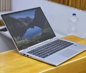 New Laptop HP EliteBook 830 G8 16GB Intel Core i7 SSD 512GB
