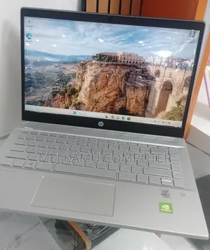 New Laptop HP Pavilion 14 16GB Intel Core i7 SSD 512GB