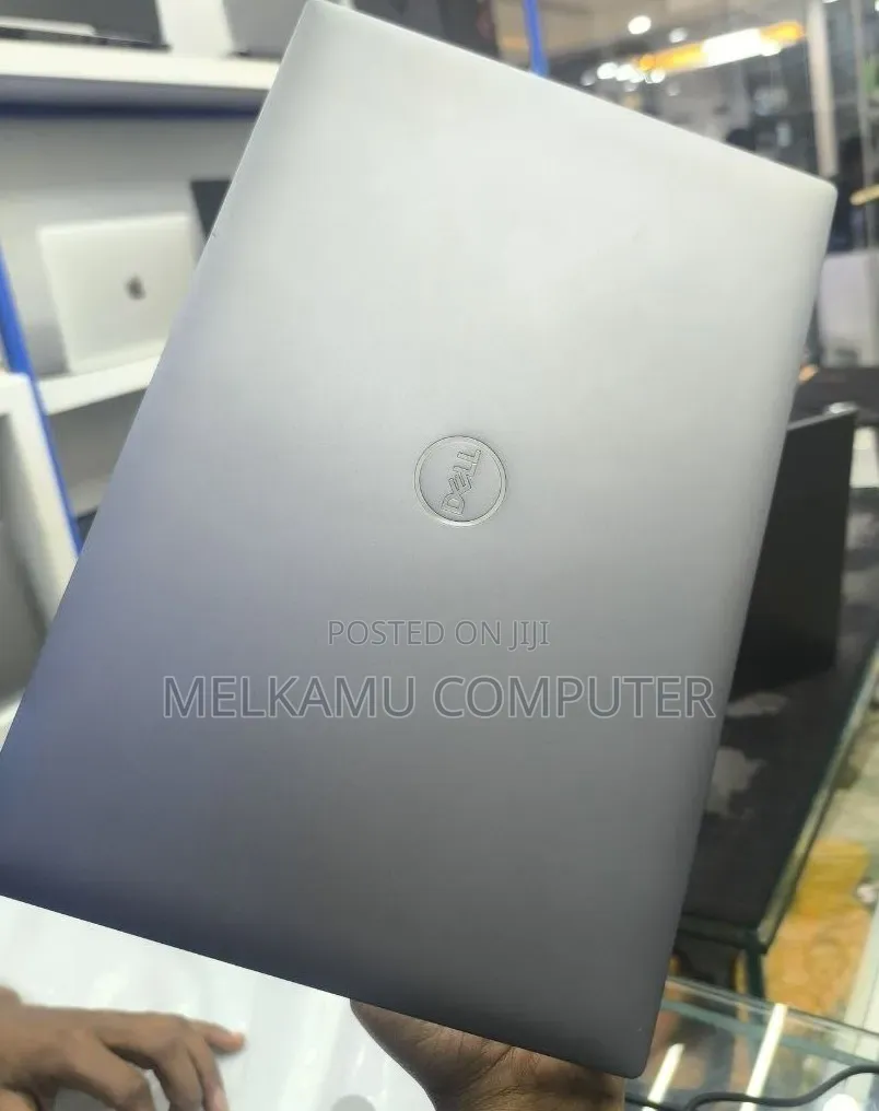 New Laptop Dell Precision 5480 32GB Intel Core i9 SSD 512GB