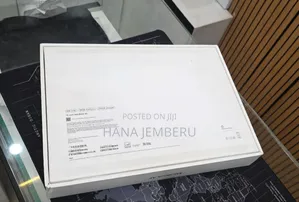 New Laptop Apple MacBook Air 2025 M4 16GB Apple M4 SSD 256GB