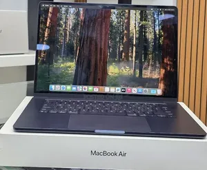 New Laptop Apple MacBook Air 2025 M4 16GB Apple M4 SSD 256GB