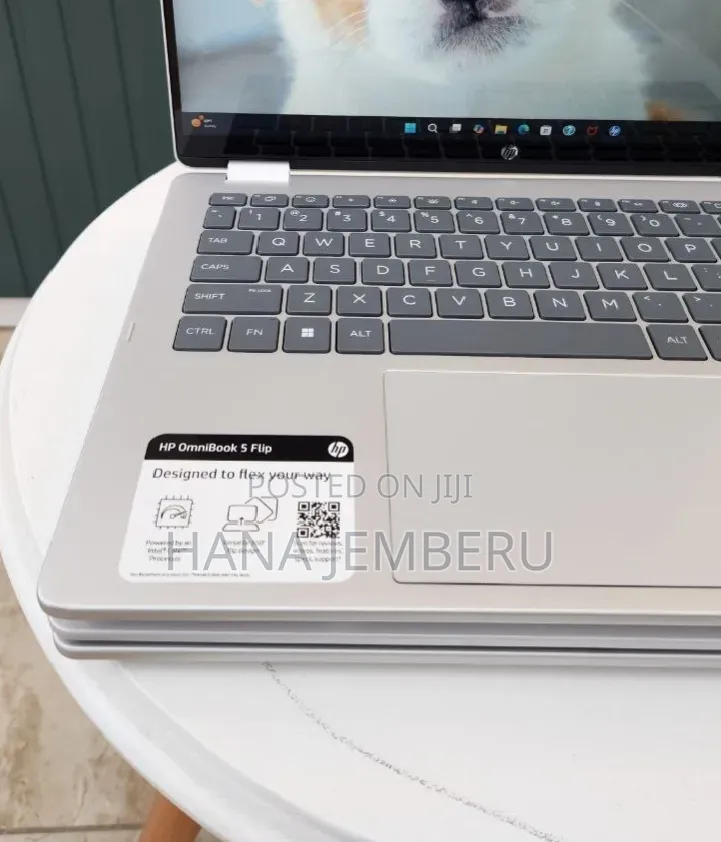 New Laptop HP OmniBook 7 14" 16GB Intel Core 7 SSD 512GB