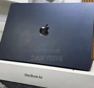 New Laptop Apple MacBook Air 2025 M4 16GB Apple M4 SSD 256GB