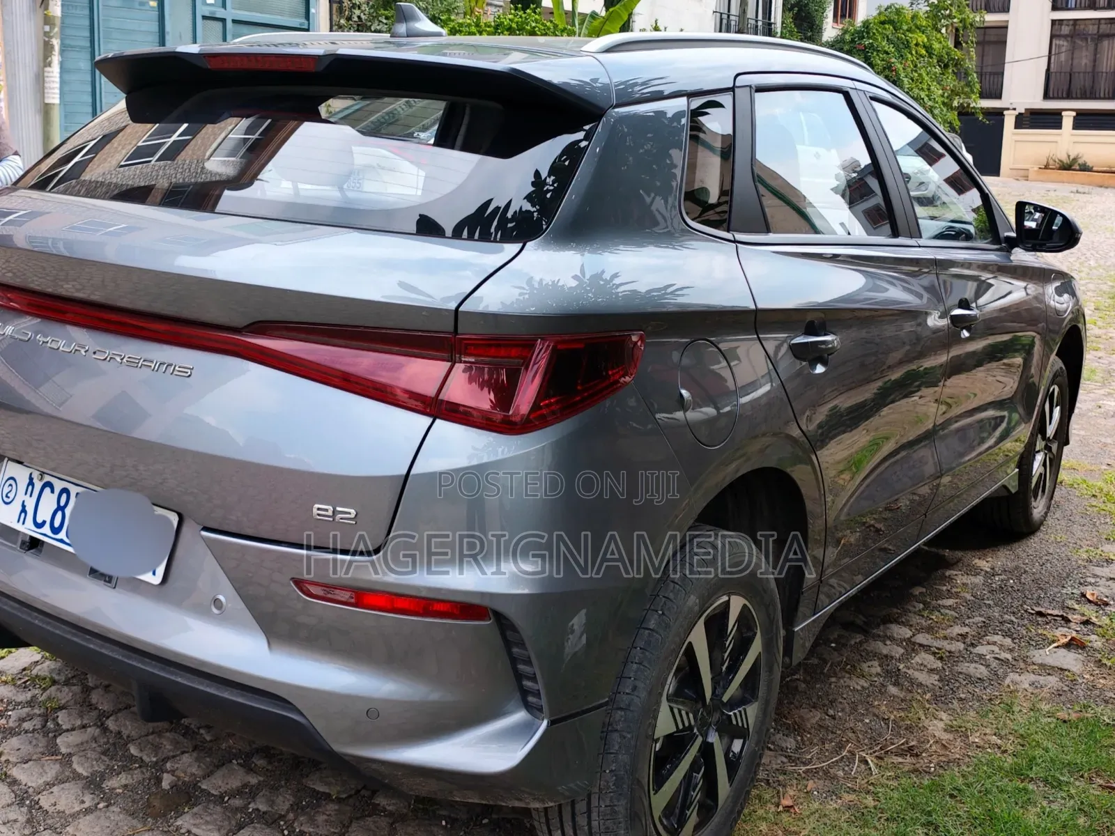 BYD E2 43 kWh 94 hp FWD 2025 Gray