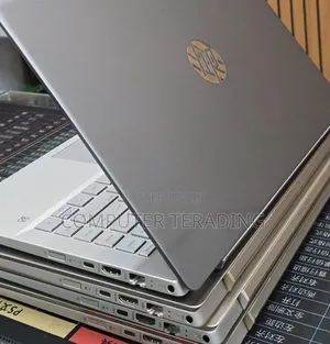 New Laptop HP Pavilion 14 8GB Intel Core i5 SSD 256GB