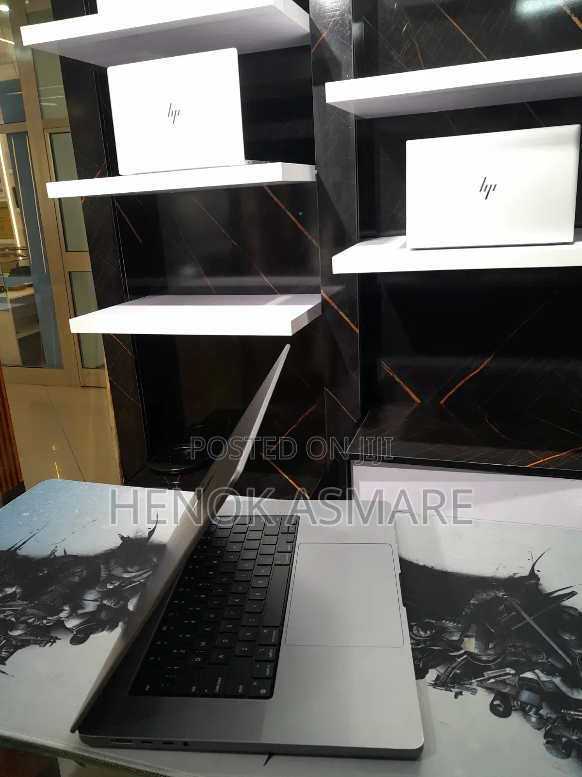New Laptop Apple MacBook Pro 2021 M1 16GB Apple M1 SSD 512GB