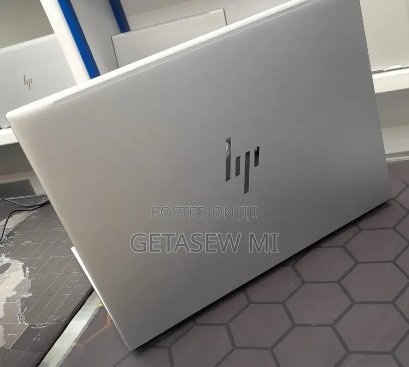 New Laptop HP EliteBook 840 16GB Intel Core Ultra 7 SSD 512GB