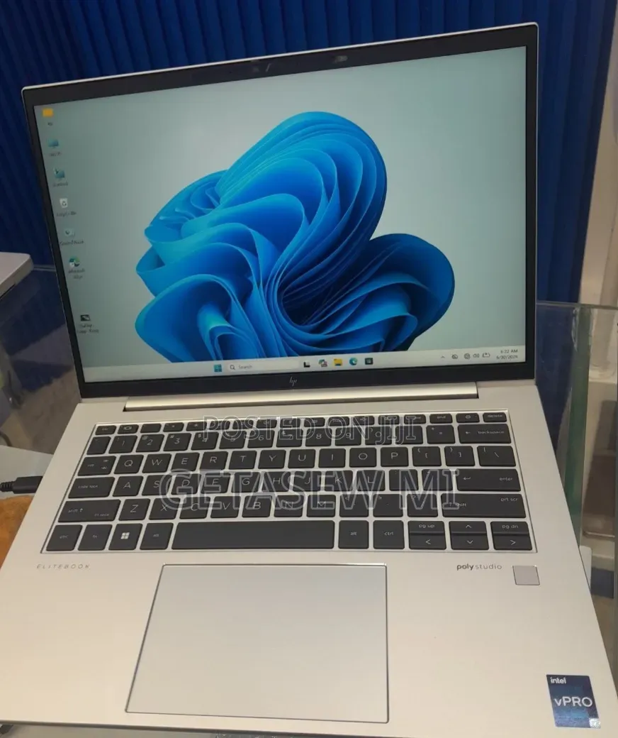 New Laptop HP EliteBook 1040 16GB Intel Core i7 SSD 512GB