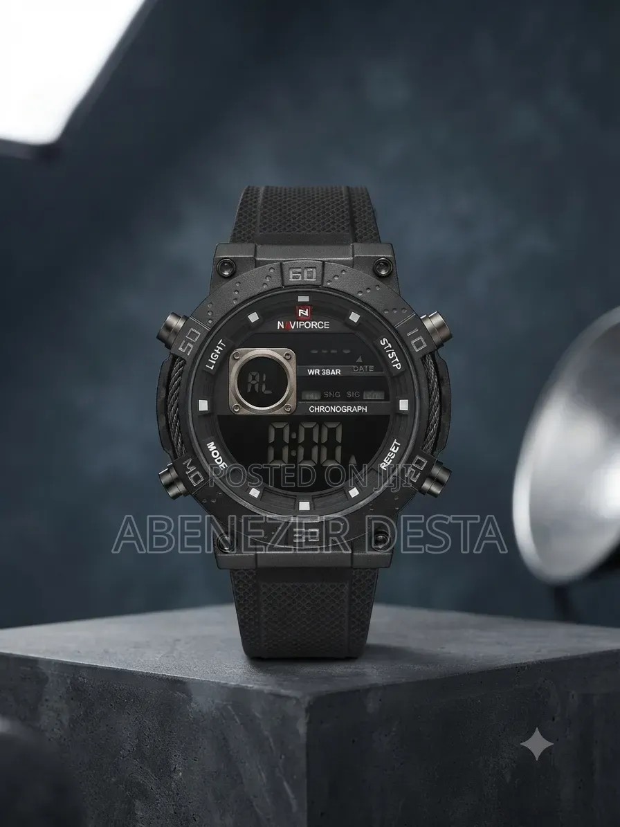 Naviforce Nf9241t Multifunctional Sports Watch, Featuring a Prominent