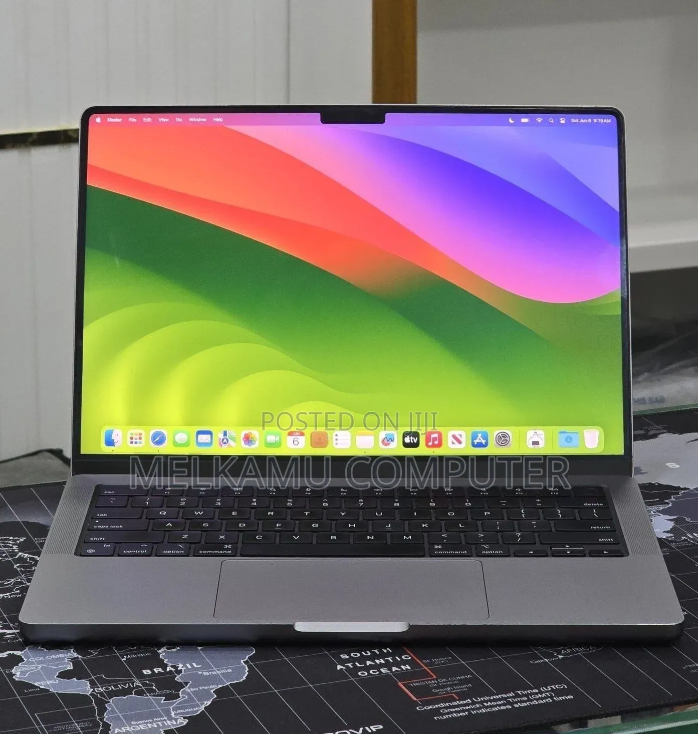 New Laptop Apple MacBook Pro 2023 M3 8GB Apple M3 SSD 512GB