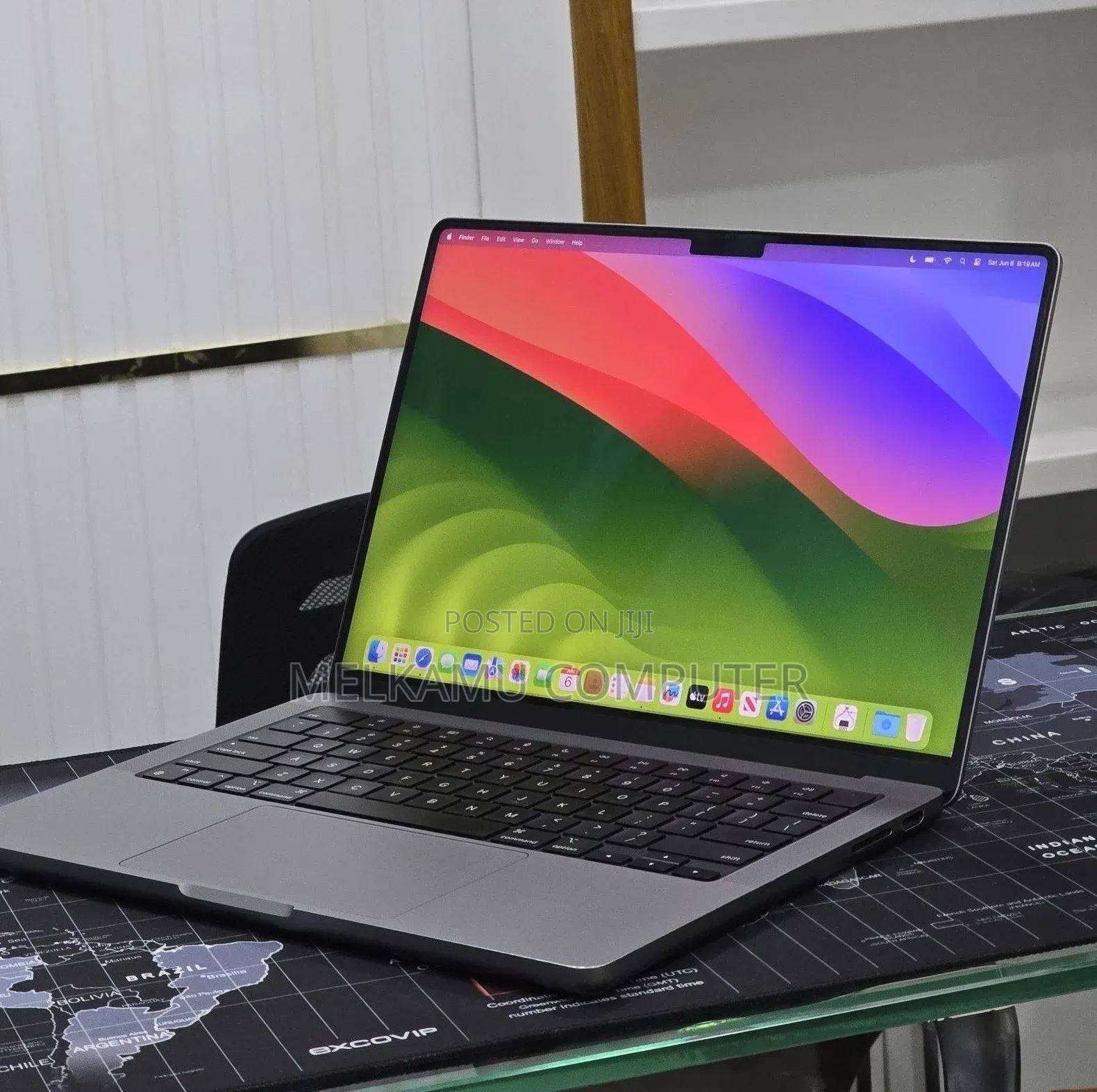 New Laptop Apple MacBook Pro 2023 M3 8GB Apple M3 SSD 512GB