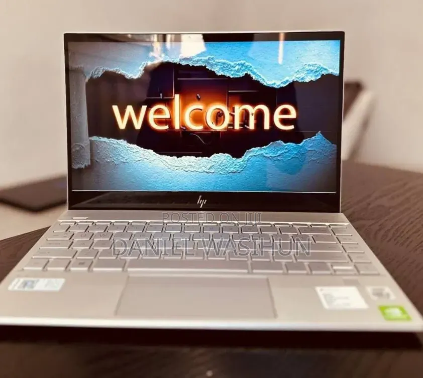 New Laptop HP Envy 13 8GB Intel Core i5 SSD 512GB