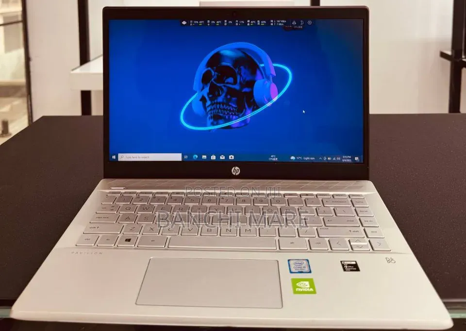 New Laptop HP Pavilion 14 8GB Intel Core i5 SSD 256GB