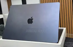 New Laptop Apple MacBook Air 2025 M4 16GB Apple M4 SSD 256GB