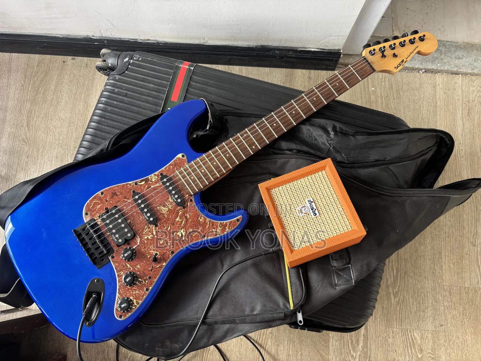 Sqoe Sest230 Electric Guitar and Orange Crush Mini Amp