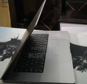 New Laptop Apple MacBook Pro 2021 M1 16GB Apple M1 Pro SSD 512GB