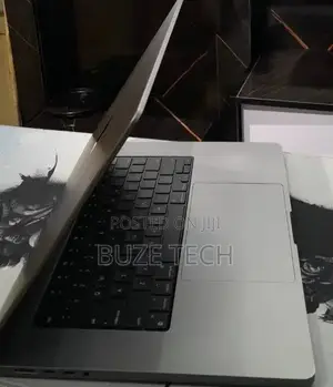 New Laptop Apple MacBook Pro 2021 M1 16GB Apple M1 Pro SSD 512GB