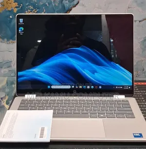 New Laptop HP OmniBook 5 Flip 16GB Intel Core i7 SSD 512GB