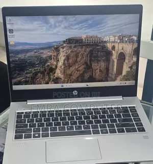 New Laptop HP 8GB AMD Ryzen 5 SSD 512GB