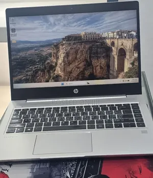 New Laptop HP 8GB AMD Ryzen 5 SSD 512GB