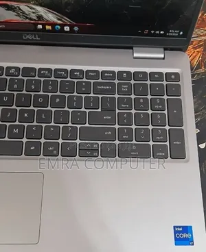 New Laptop Dell Latitude 5540 16GB Intel Core i7 SSD 512GB