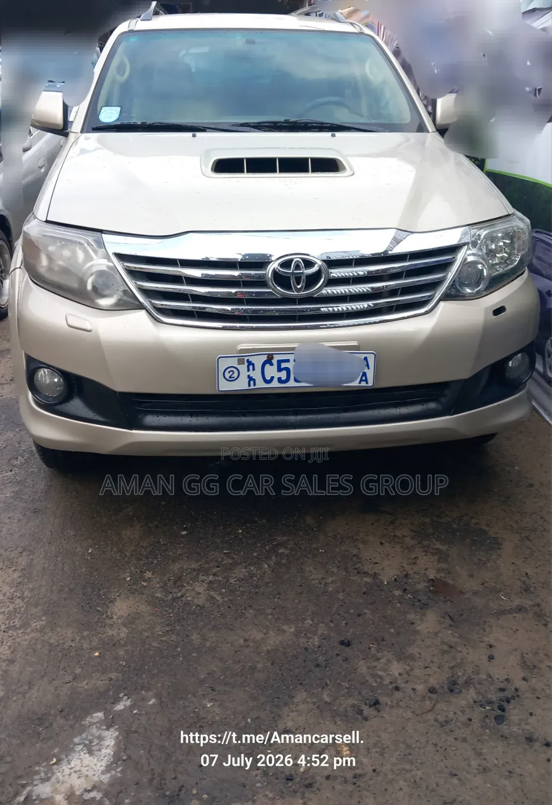 Toyota Fortuner 2011 Beige